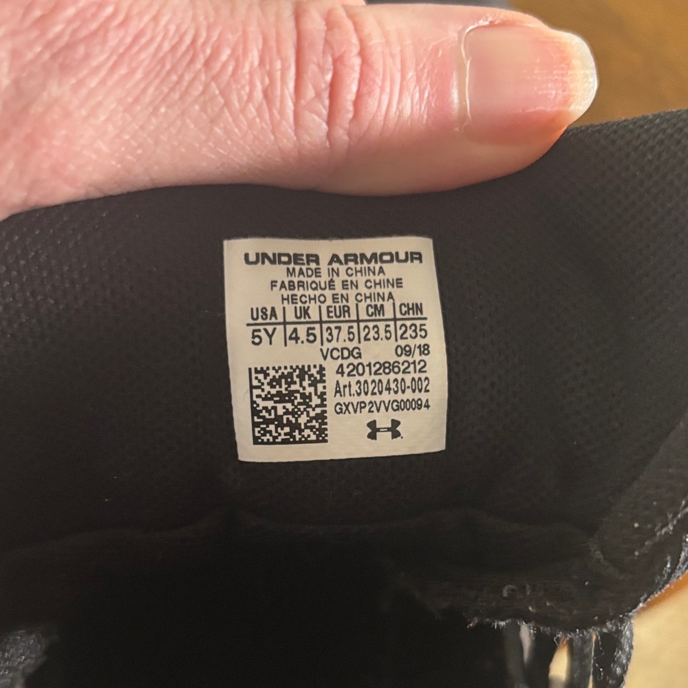 Under Armour Black and White Kids Sneakers - Picture 2 of 5